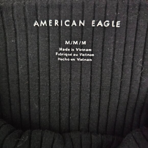 American Eagle Ribbed Knit Square Neck Stretch Strap Cropped Black Tank Top - Picture 3 of 9